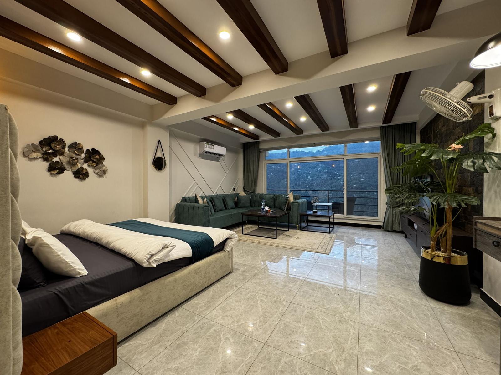 Murree Spring Apartments studio with a valley view, co-hosted by Hostello